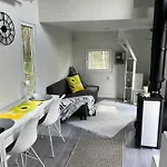 Huvilat Luxus Tiny House Saagala *