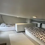 Huvilat Luxus Tiny House Saagala *